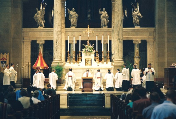 Most Rev. Richard E. Pates, Archdiocesan Corpus Christi Procession 2005, Basilica of St. Mary, Minneapolis, Minnesota.